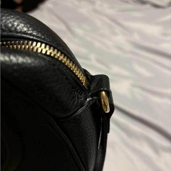Authentic Gucci crossbody - Picture 2 of 9